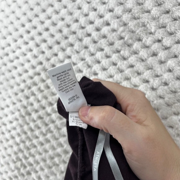 Athleta Dress Westward Ruched Tulip Beat Neck Sleeveless Casual Travel Purple XS - Picture 7 of 8